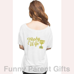 Apliiq Women s / white Trophy Wife, Trophy Mom Short-Sleeved Pocket T-shirt for Women